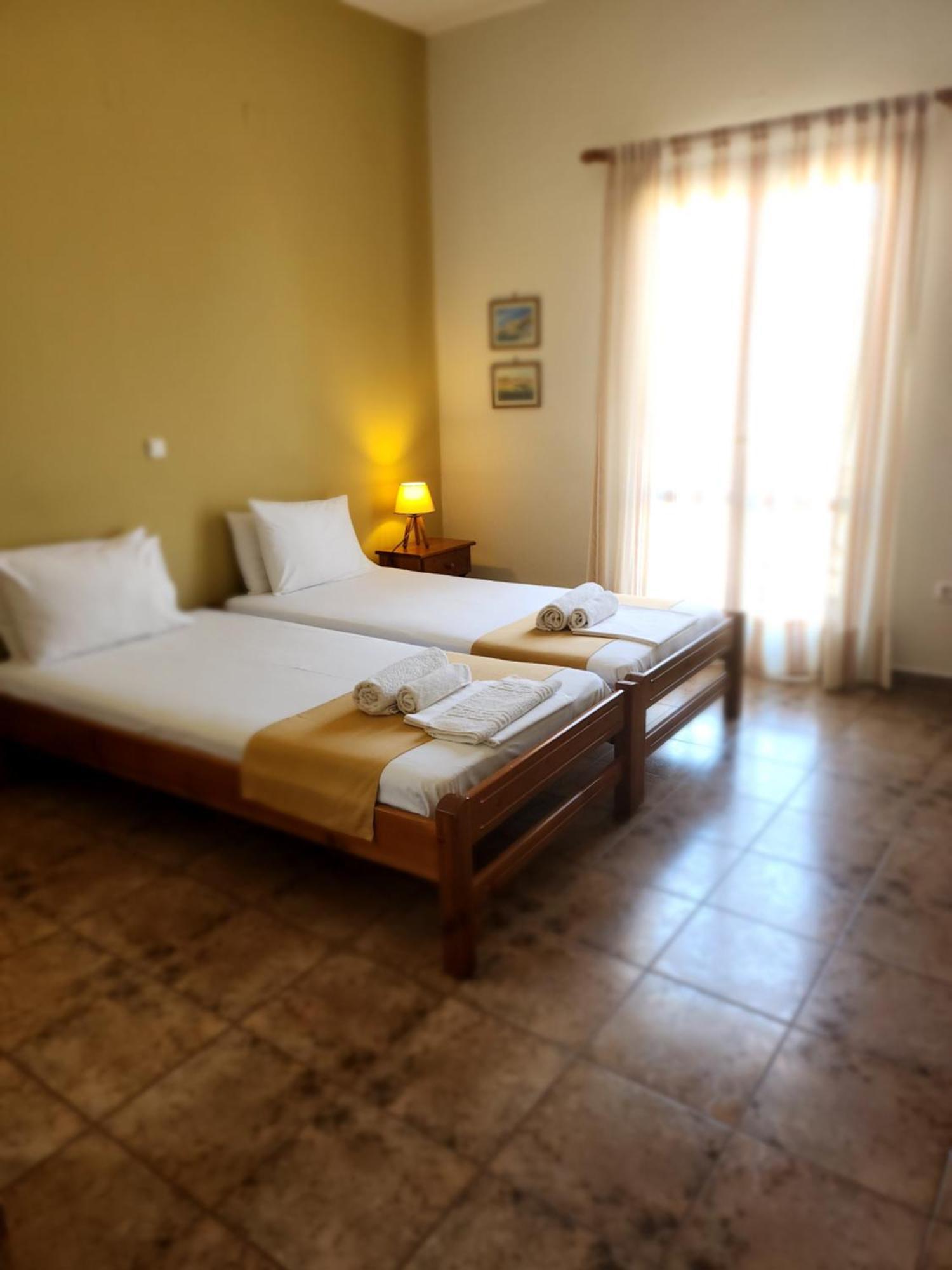 Hotel Theodorou Azolimnos Camera foto