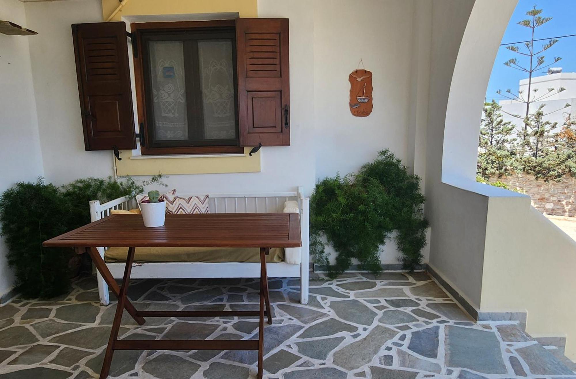 Hotel Theodorou Azolimnos Esterno foto